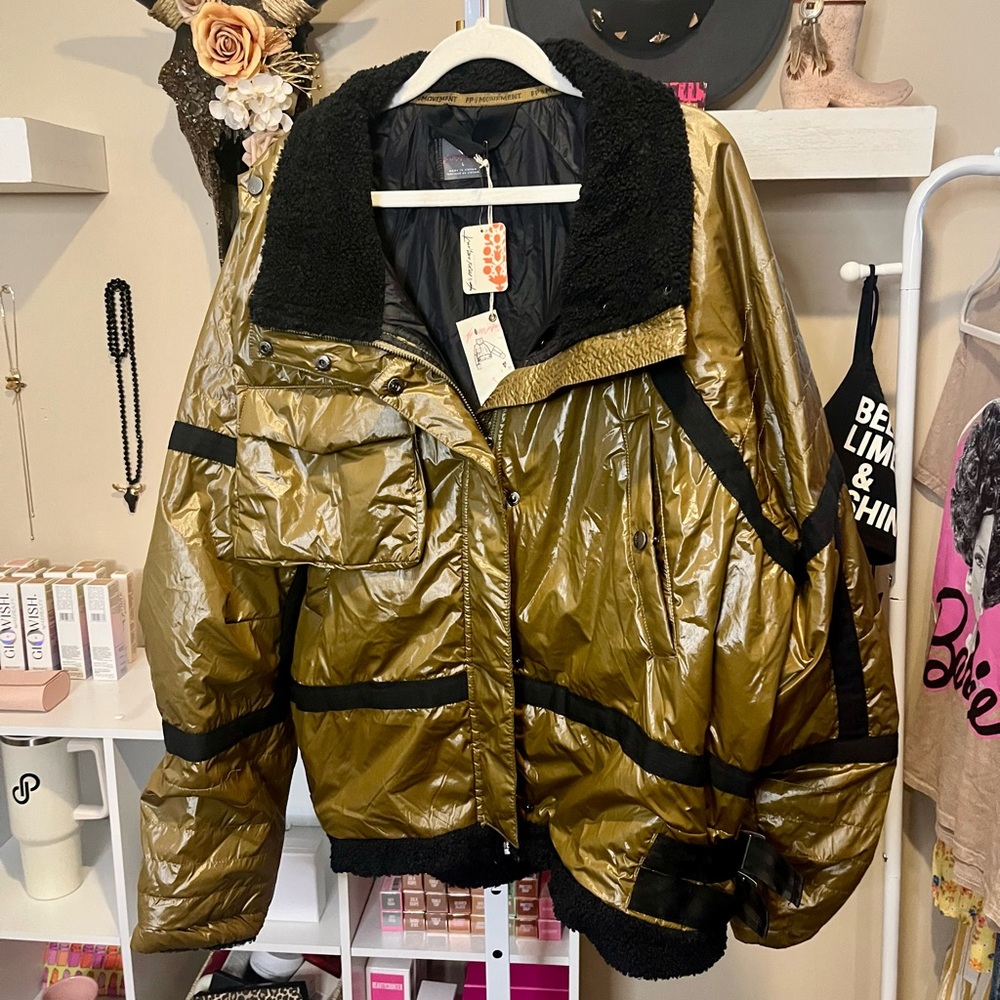 NWT Free People Vagabond Gold Bomber Jacket - Picture 11 of 13